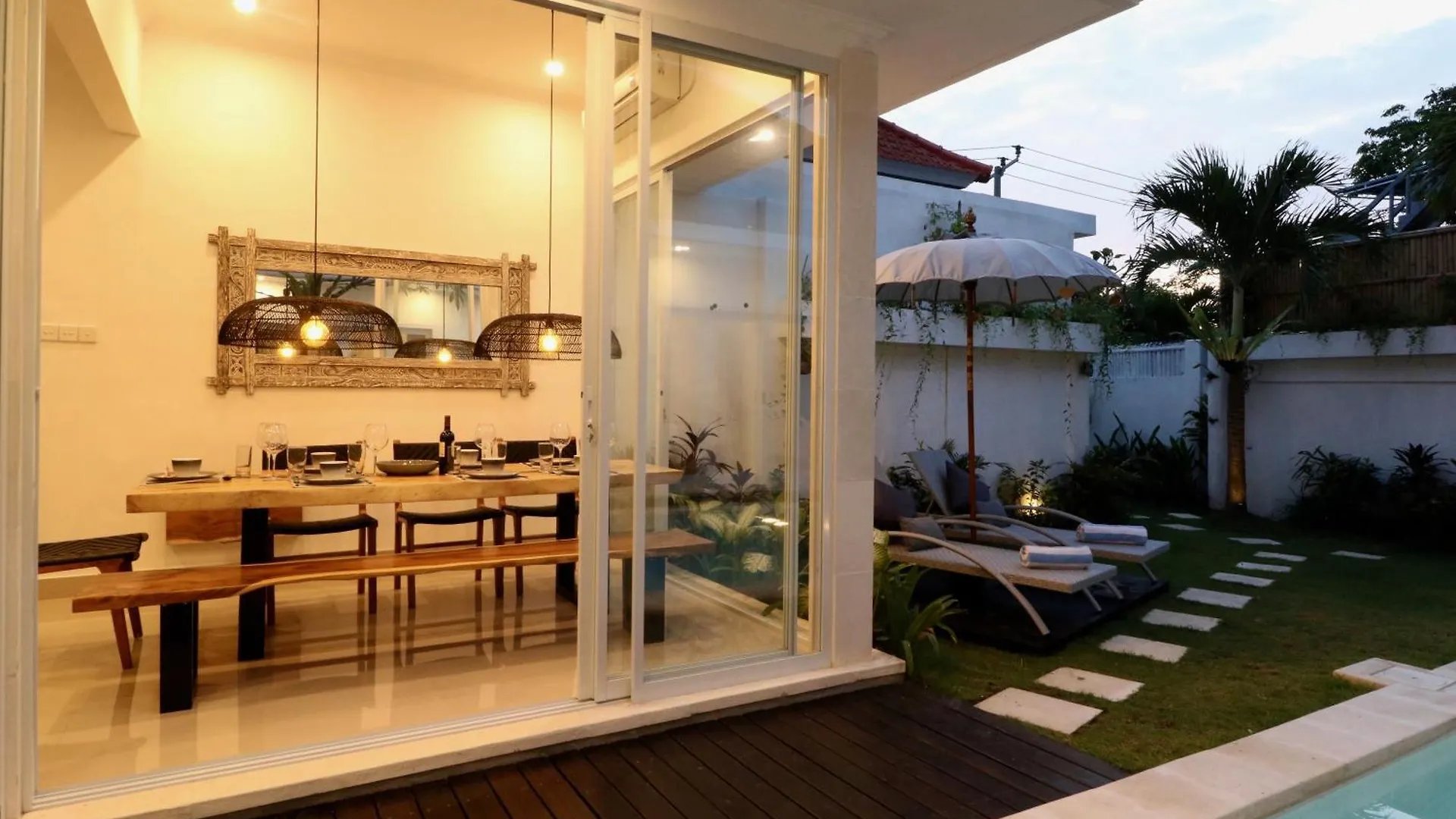 3 Neighbour Villas 3 Pools Near Atlas Beach Club Canggu