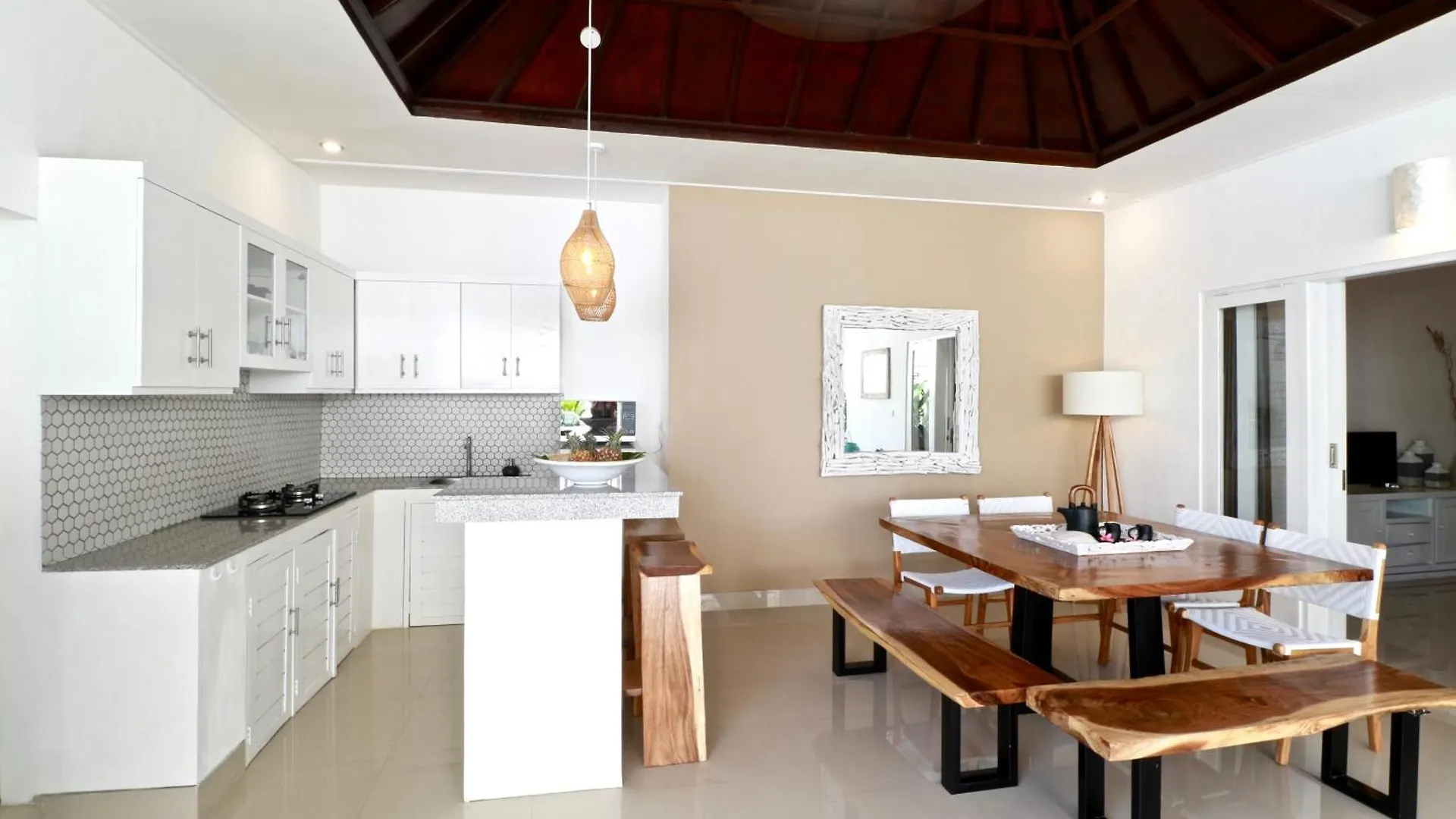 3 Neighbour Villas 3 Pools Near Atlas Beach Club Canggu