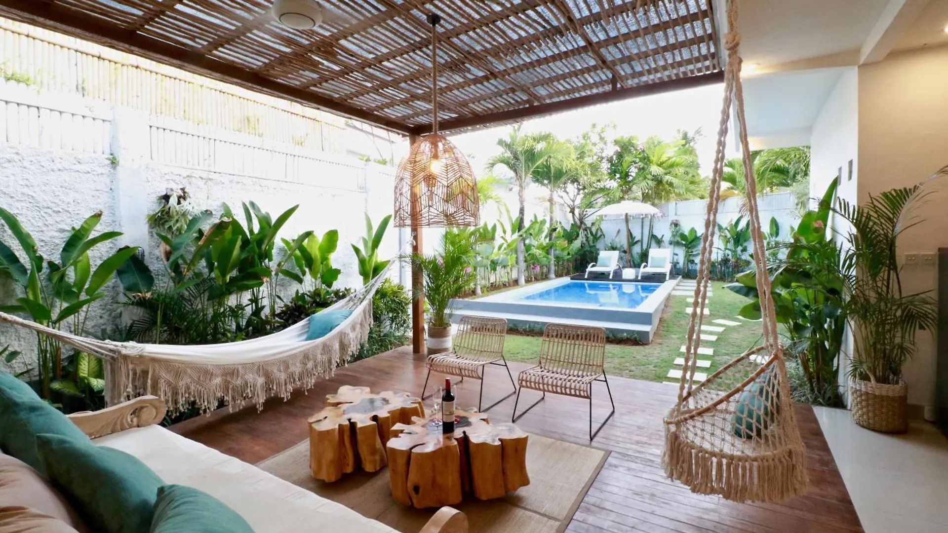 3 Neighbour Villas 3 Pools Near Atlas Beach Club Canggu  Indonesia