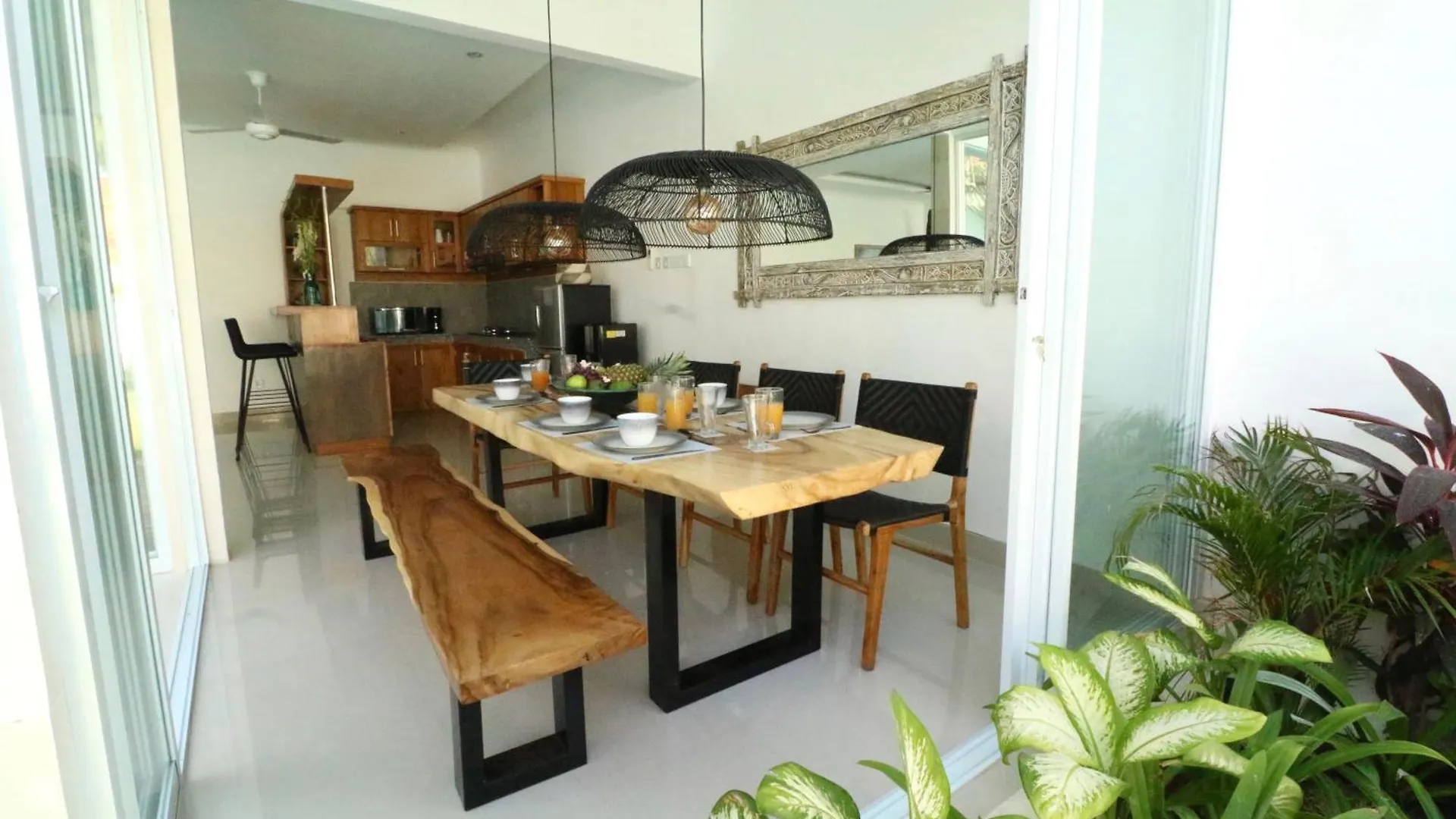 3 Neighbour Villas 3 Pools Near Atlas Beach Club Canggu  Indonesia
