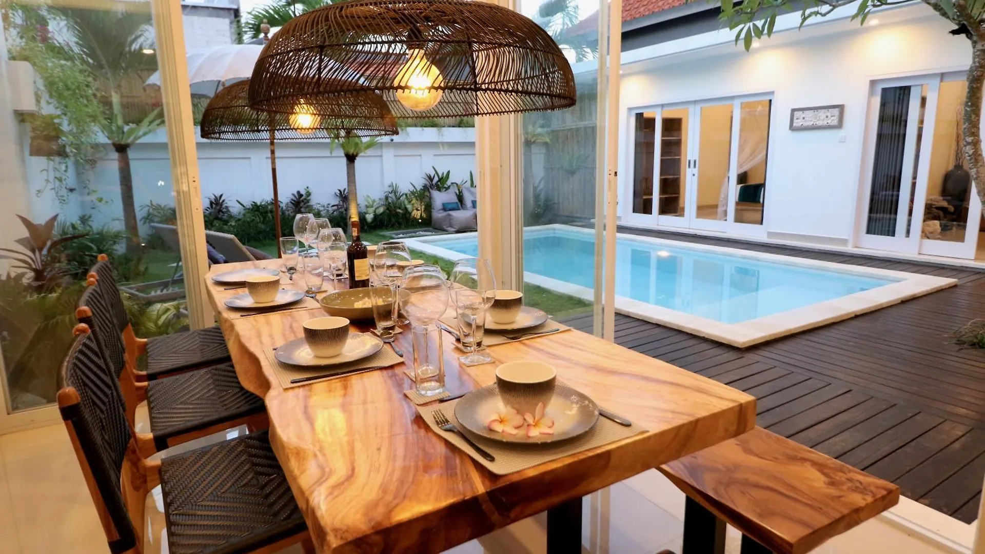 3 Neighbour Villas 3 Pools Near Atlas Beach Club Canggu  Indonesia