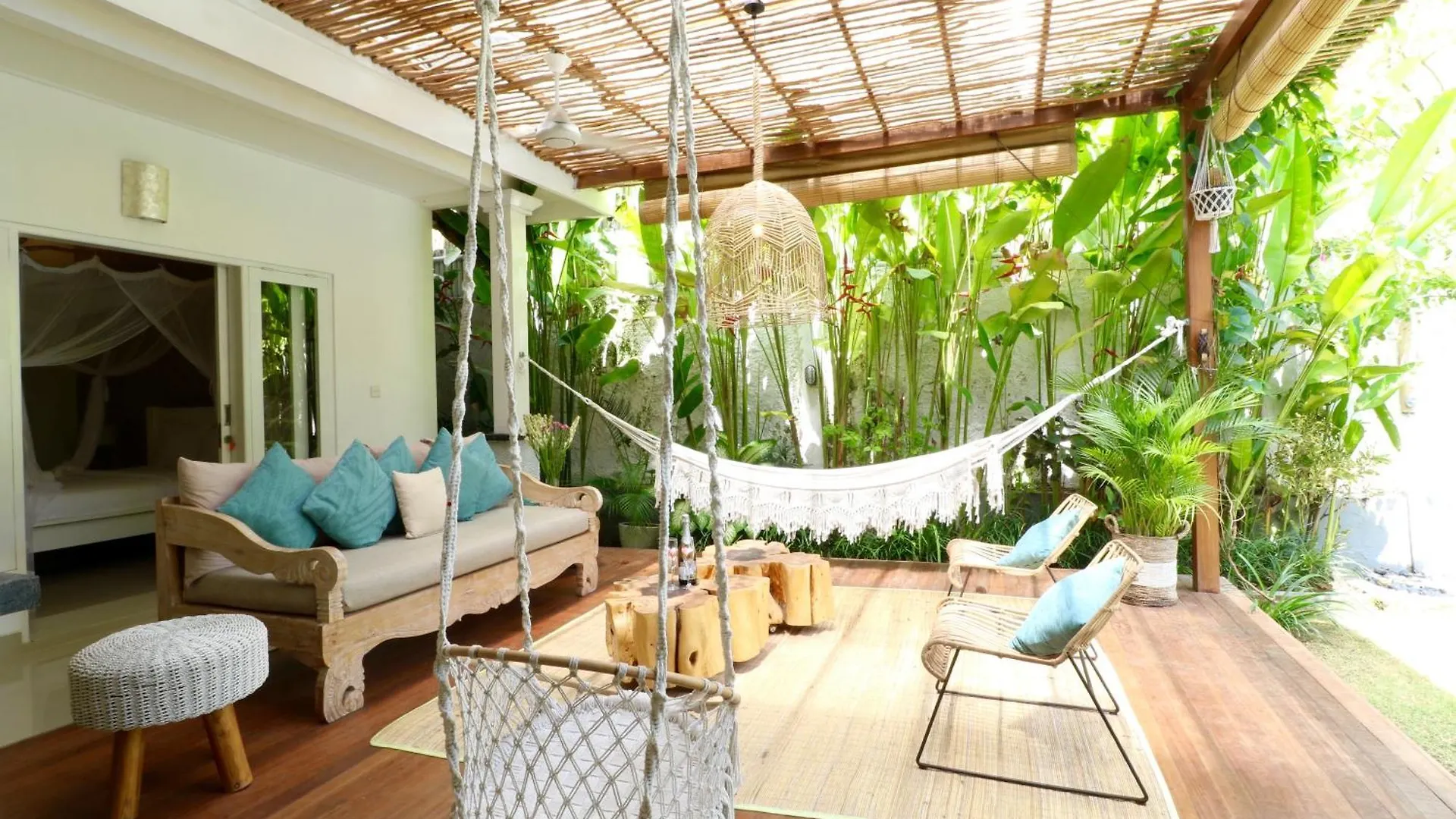 3 Neighbour Villas 3 Pools Near Atlas Beach Club Canggu