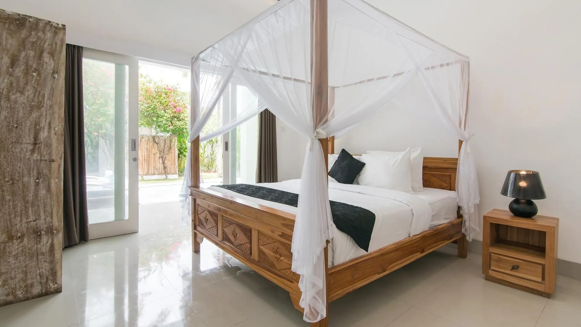 3 Neighbour Villas 3 Pools Near Atlas Beach Club Canggu